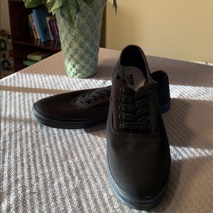 EUC Shoes: Sneakers, Oxford Style, Black, Mossimo Supply Co, Nearly New